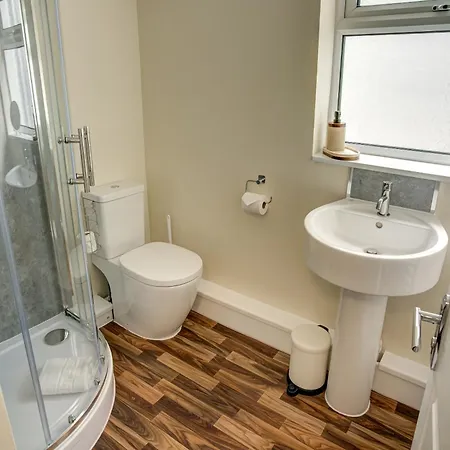 Station House 레드카